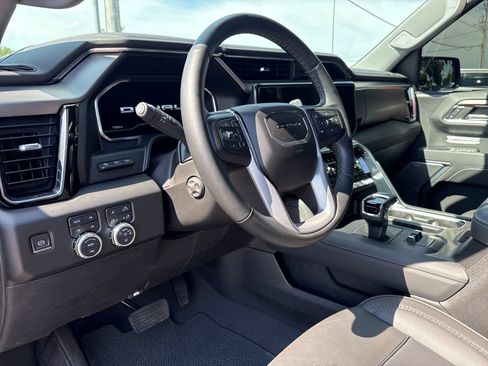 Used 2024 GMC Sierra 1500 Denali w/ Denali Reserve Package AWD/4WD image 15