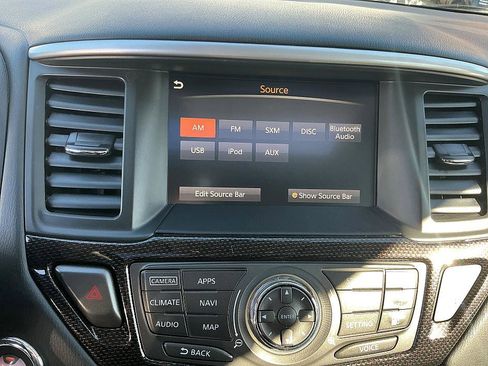 Certified 2020 Nissan Pathfinder SL image 18