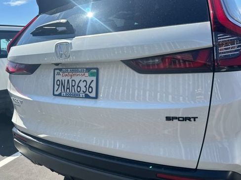 Used 2025 Honda CR-V Sport image 6