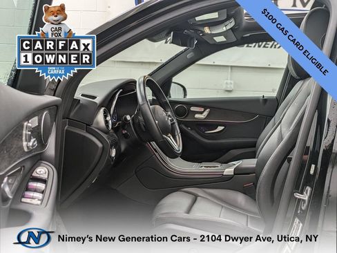 Used 2022 Mercedes-Benz GLC 300 4MATIC image 3