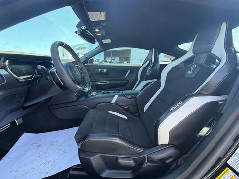 Used 2022 Ford Mustang Shelby GT500 w/ Technology Package image 13