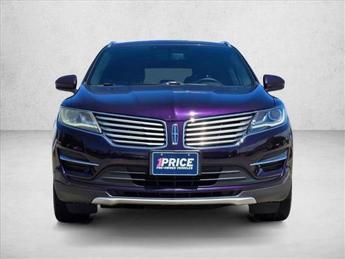 Used 2015 Lincoln MKC FWD image 2