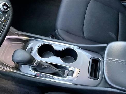 Used 2023 Chevrolet Malibu LT image 18