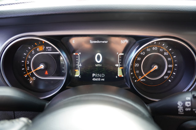 Used 2021 Jeep Wrangler Sport AWD/4WD image 32