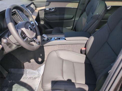 New 2026 Volvo XC90 B6 Plus image 15