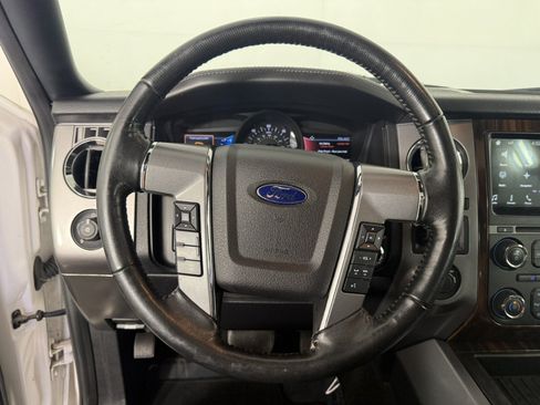 Used 2016 Ford Expedition EL Platinum AWD/4WD image 22