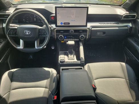 Used 2025 Toyota Tacoma TRD Sport w/ TRD Sport Premium Package RWD image 13