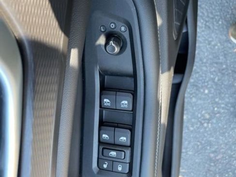 Used 2023 Jeep Grand Cherokee L Laredo AWD/4WD image 24