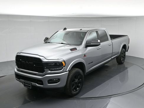 Used 2022 RAM 3500 Limited w/ Night Edition AWD/4WD image 41