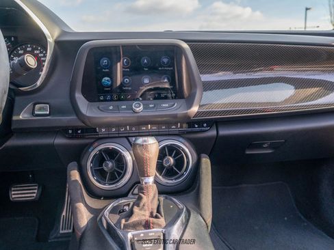 Used 2019 Chevrolet Camaro ZL1 image 52