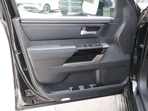 Used 2024 Toyota Sequoia Limited image 28