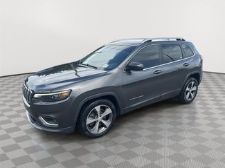 Used 2019 Jeep Cherokee Limited image 1
