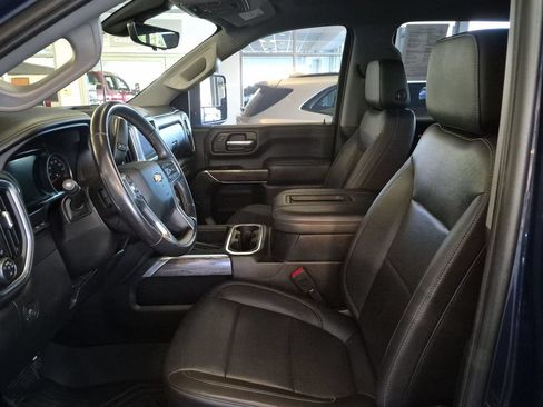 Used 2022 Chevrolet Silverado 3500 LTZ w/ LTZ Premium Package AWD/4WD image 12