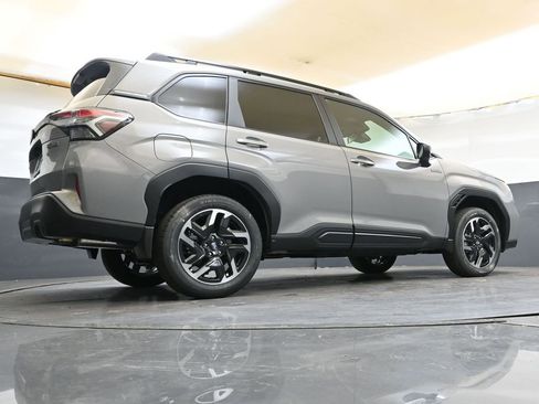 New 2026 Subaru Forester Premium AWD/4WD image 31