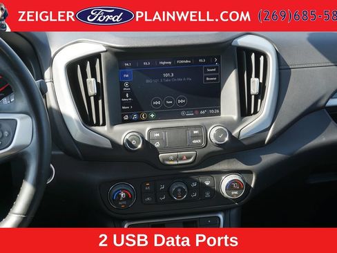 Used 2024 GMC Terrain SLT AWD/4WD image 15
