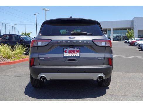 Used 2022 Ford Escape SE AWD/4WD image 6