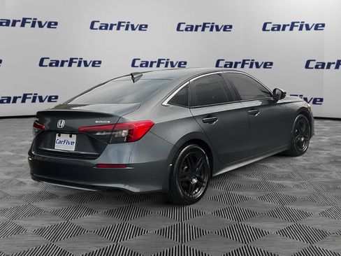 Used 2023 Honda Civic Touring image 6