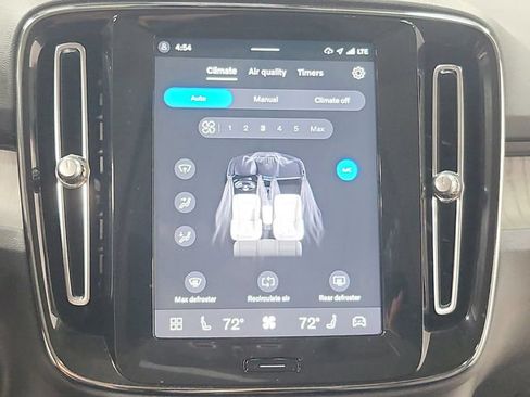Used 2024 Volvo XC40 B5 Plus AWD/4WD image 33