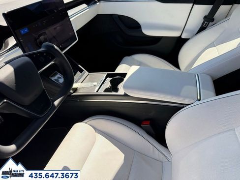 Used 2022 Tesla Model S Plaid AWD/4WD image 21