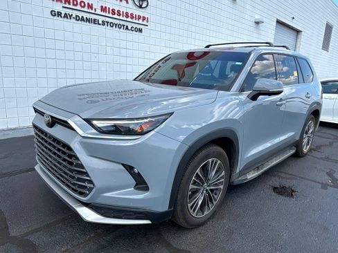 Used 2026 Toyota Grand Highlander AWD Hybrid image 1