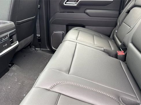New 2026 GMC Sierra 2500 Denali w/ Denali Reserve Package image 13