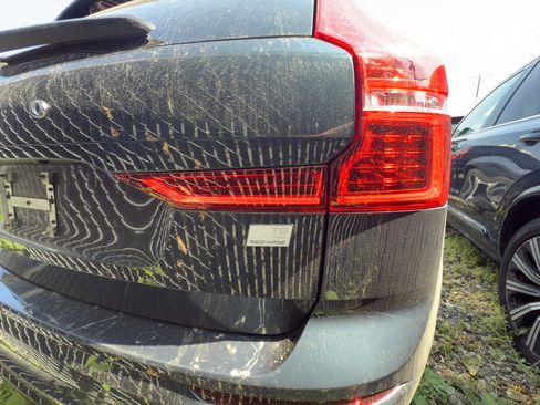 Certified 2024 Volvo XC60 T8 Plus w/ Climate Package image 5