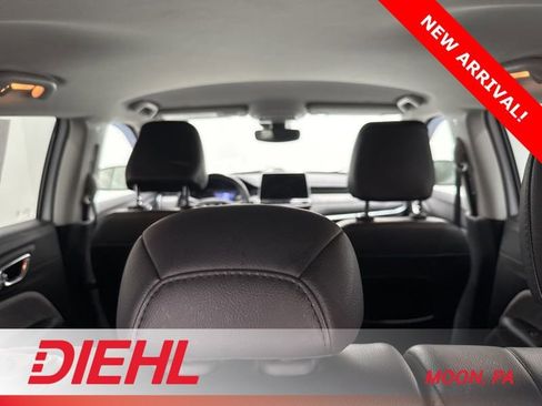 Used 2022 Jeep Compass Latitude w/ Convenience Group AWD/4WD image 9