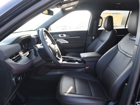 New 2026 Ford Explorer Platinum RWD image 15
