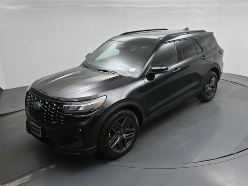 New 2026 Ford Explorer ST AWD/4WD image 36