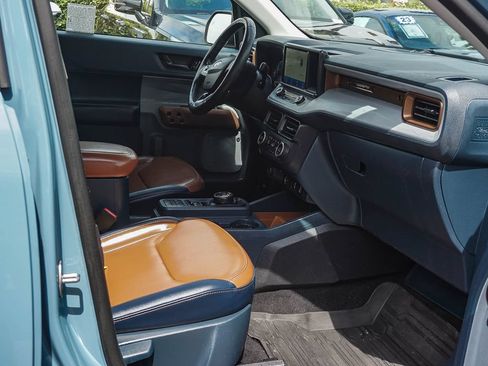 Used 2022 Ford Maverick Lariat w/ Lariat Luxury Package FWD image 13