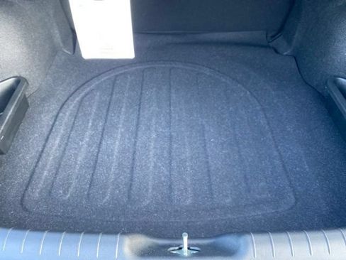 Used 2023 Hyundai Elantra SEL w/ Convenience Package FWD image 27