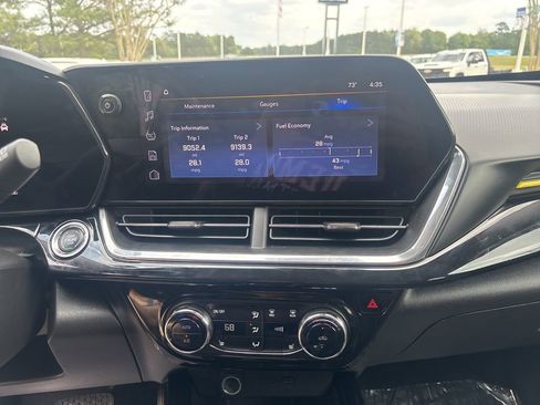 Used 2024 Chevrolet Trax ACTIV w/ Driver Confidence Package FWD image 26