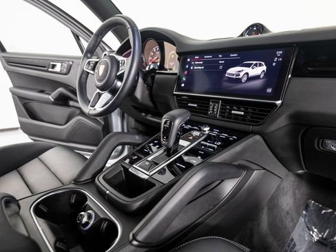 Certified 2023 Porsche Cayenne image 25