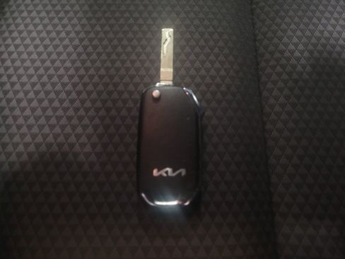 Used 2024 Kia Soul LX w/ Option Group 015 image 32