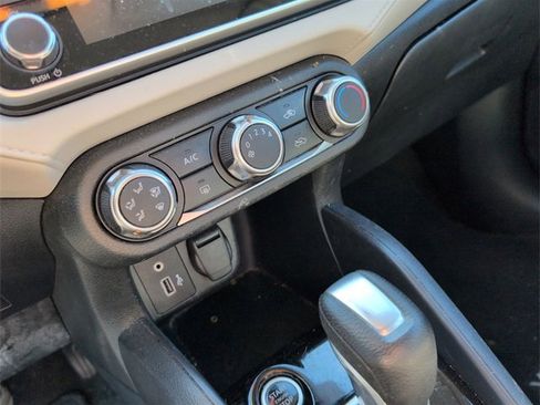 Used 2021 Nissan Versa SV image 13