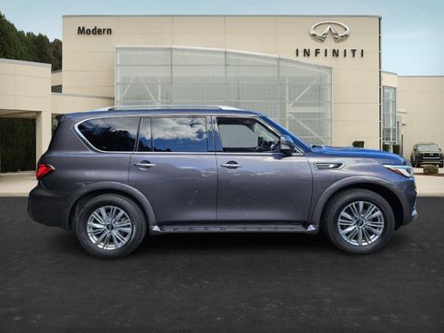 Certified 2024 INFINITI QX80 Luxe image 3