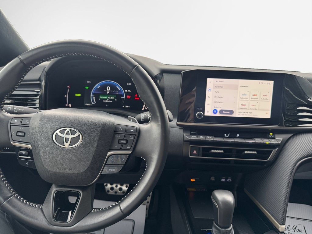 Used 2025 Toyota Camry SE w/ Convenience Package AWD/4WD image 22