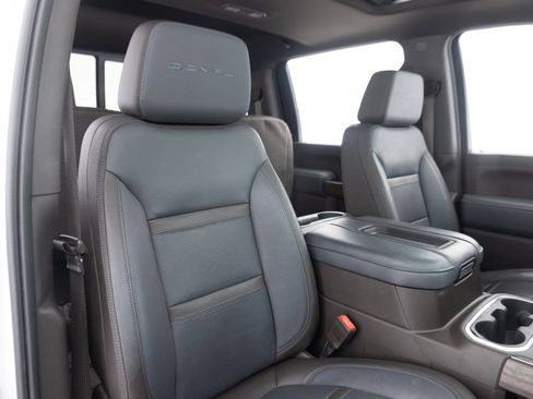 Used 2020 GMC Sierra 2500 Denali w/ Denali Ultimate Package AWD/4WD image 30