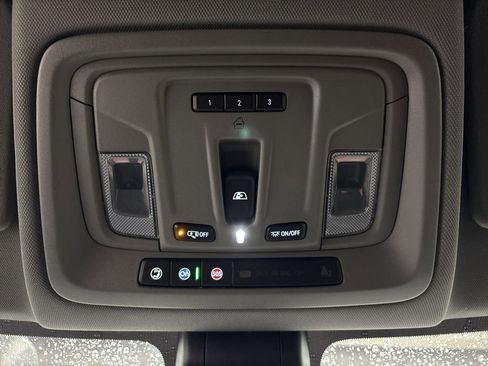 Used 2019 GMC Sierra 1500 SLT w/ SLT Premium Plus Package image 29