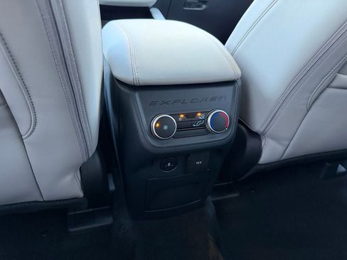 New 2026 Ford Explorer Active w/ Active Comfort Package image 18