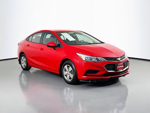 Used 2018 Chevrolet Cruze LS image 7