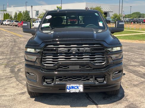 New 2026 RAM 2500 Big Horn AWD/4WD image 7