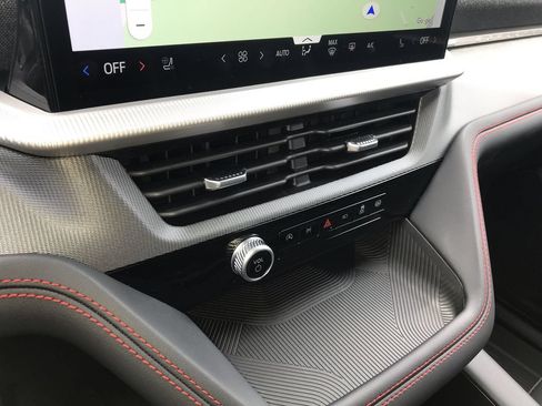 New 2026 Ford Explorer ST-Line AWD/4WD image 19