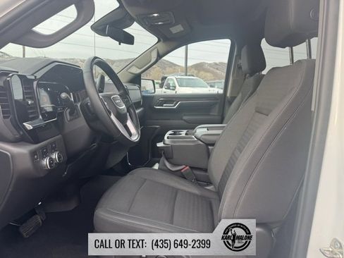 Used 2023 GMC Sierra 1500 SLE image 11