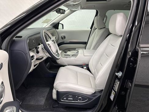 New 2026 Hyundai Palisade Calligraphy image 9