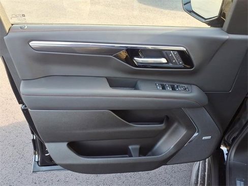 New 2026 Chevrolet Suburban RST w/ Advanced Technology Package image 11