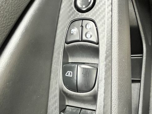 Used 2024 Nissan Altima 2.5 SV AWD/4WD image 26