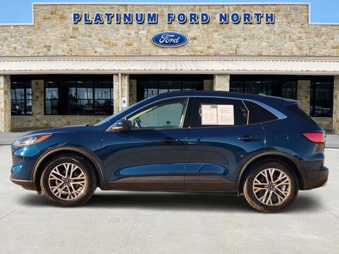 Used 2020 Ford Escape SEL image 3