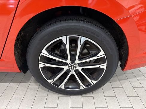 Certified 2019 Volkswagen Jetta S w/ Driver Assistance Package image 31