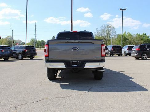 Used 2023 Ford F150 Lariat w/ Trailer Tow Package image 4
